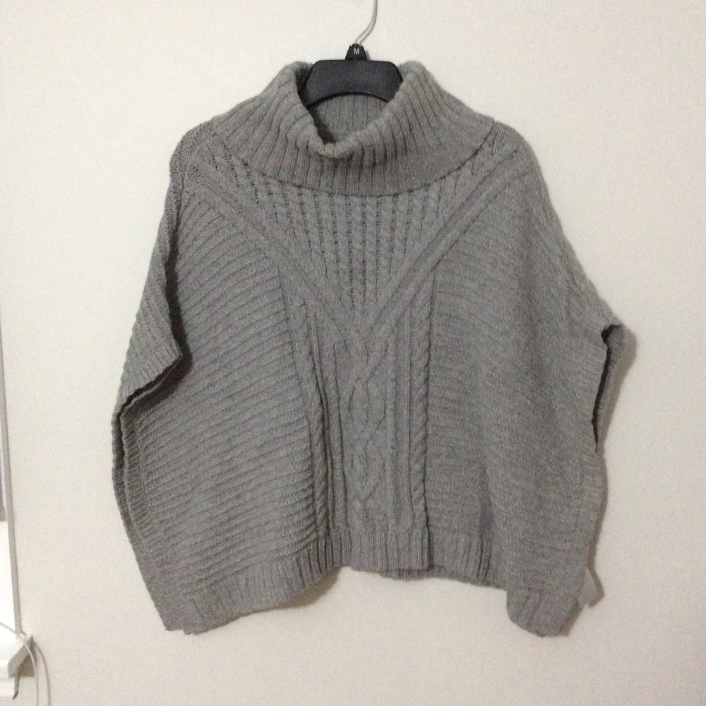 💓 GAP Kids Cable Knit Poncho